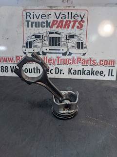 International 7.3L Piston / Rod