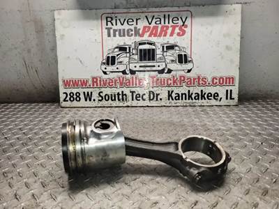 International MaxxForce DT Piston / Rod for a 2009 Ic Corporation PB105