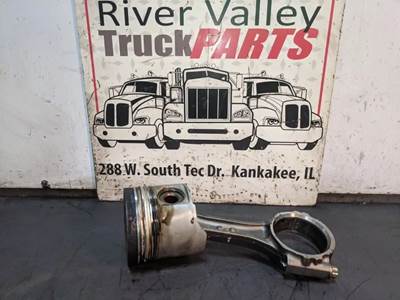 Isuzu 4HE1XS Piston / Rod for a 1999 Isuzu NPR-HD