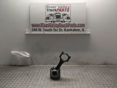 Isuzu 4HK1TC Piston / Rod for a 2015 Isuzu NPR