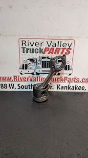 Mercedes-Benz MBE 900 Piston / Rod for a 2006 Freightliner FS65 Chassis