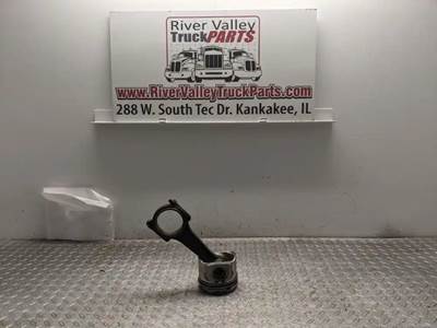 Mercedes-Benz MBE 900 Piston / Rod for a 2004 Freightliner M2 106