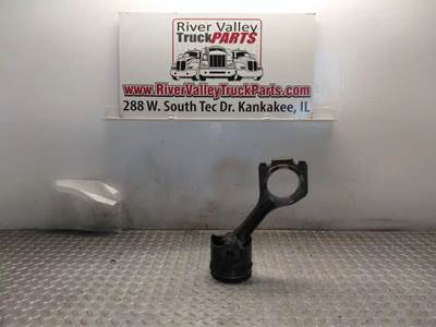 Paccar MX-13 Piston / Rod