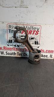 Volvo D12 Piston / Rod