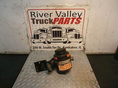 Volvo VNL Power Steering Reservoir