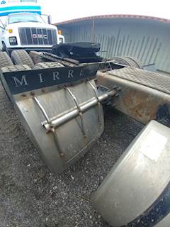 Volvo VNL Quarter Fender