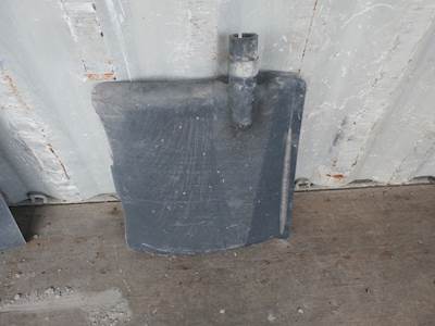 Volvo VNL Quarter Fender