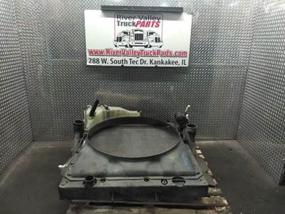 Freightliner Cascadia 125 Radiator