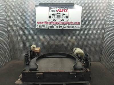 International 7400 Radiator