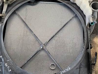 2019 Peterbilt 579 Radiator For Sale | Kankakee, IL | 240316-6 ...