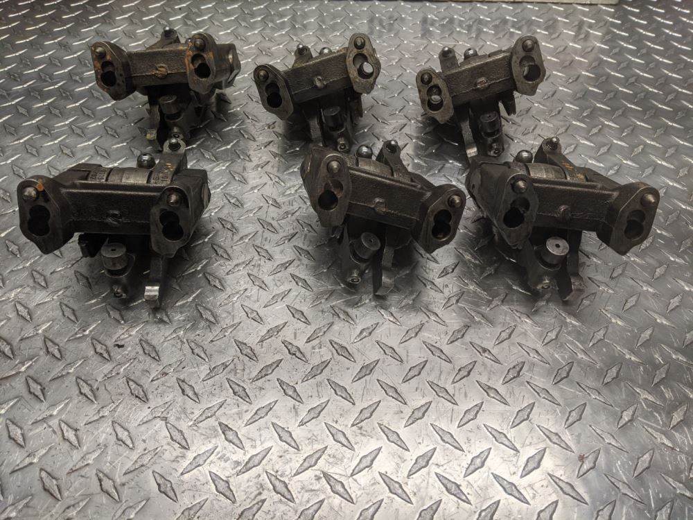 Caterpillar C12 Rocker Arm for a 2004 Peterbilt 387 For Sale Kankakee