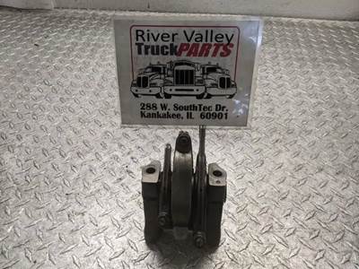 Caterpillar C12 Rocker Arm for a 1999 Kenworth T800