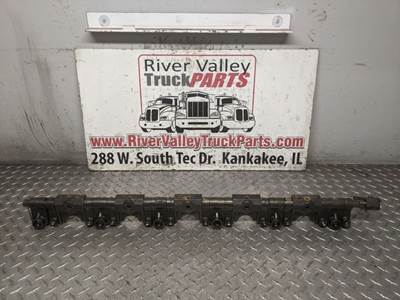 Caterpillar C13 Rocker Arm for a 2005 Peterbilt 379