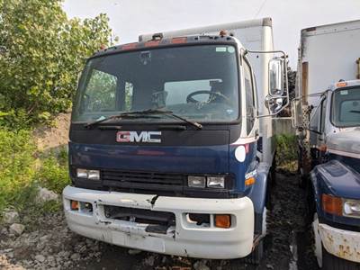 GMC T7500 Salvage Truck