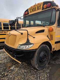 International CE Salvage Truck