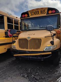 International CE Salvage Truck