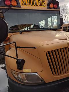 International CE Salvage Truck