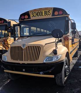 International CE Salvage Truck