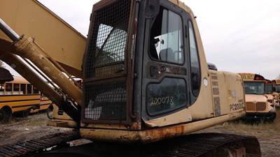 Komatsu Excavator. Full Details Unknown. Model PC200LC,  Serial A83555.  Bad