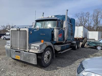 Western Star 4900E Salvage Truck