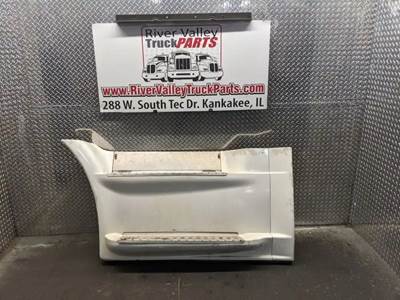 Freightliner Cascadia 113 Left Fairing