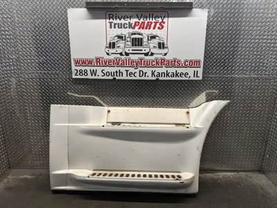 Freightliner Cascadia 113 Right Fairing