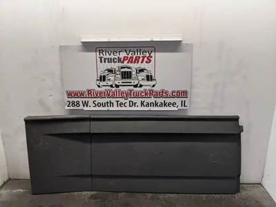 Freightliner Cascadia 125 Right Fairing