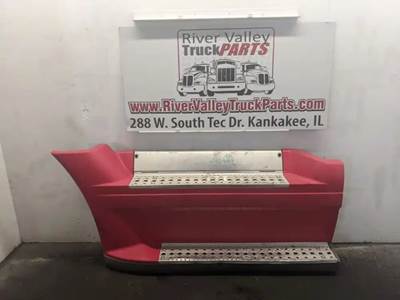 Freightliner Cascadia 125 Left Fairing