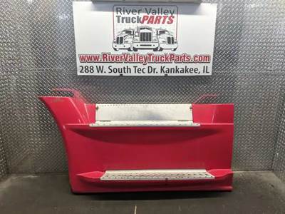 Freightliner Cascadia 125 Left Fairing