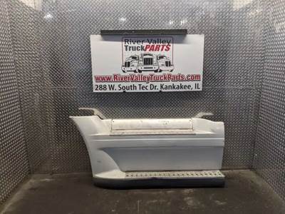 Freightliner Cascadia 125 Left Fairing