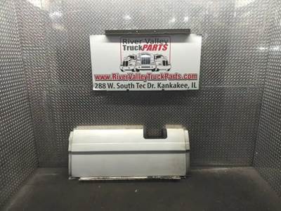 Freightliner Cascadia 125 Right Fairing