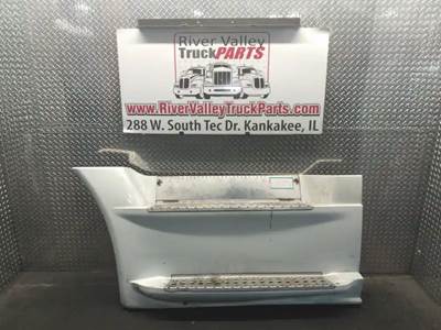 Freightliner Cascadia 125 Left Fairing