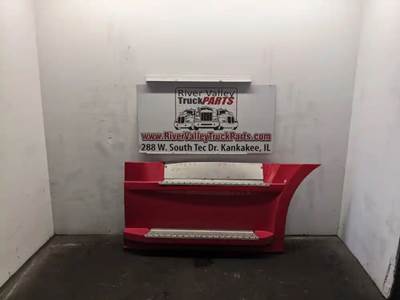 Freightliner Cascadia 126 Right Fairing