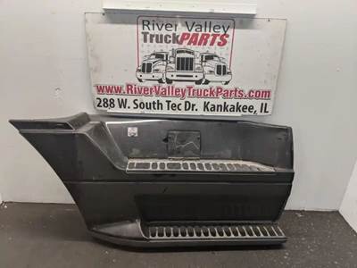 Freightliner Columbia 120 Left Fairing