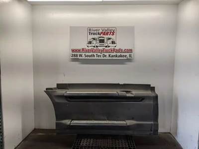 International ProStar Left Fairing