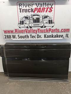 Volvo VNL Left Fairing