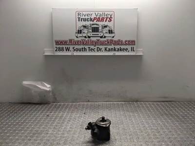 Cummins ISX Steering Pump for a 2007 Volvo VNL