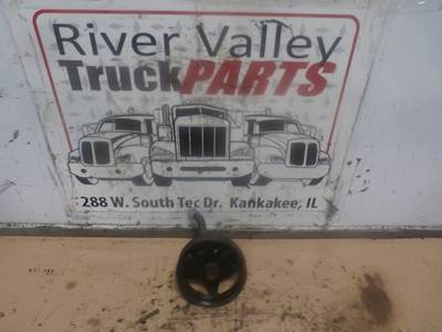 International 6.0 Steering Pump for a 2005 Ford E-450 Super Duty
