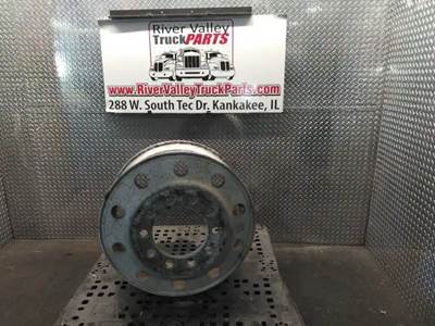 Good Used Stud Pilot/ Budd Rid. The Rim Has Been VIsually Inspected And Is In