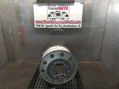 Good Used Alcoa Unimount Rim. The Rim Has Been VIsually Inspected And Is In Good