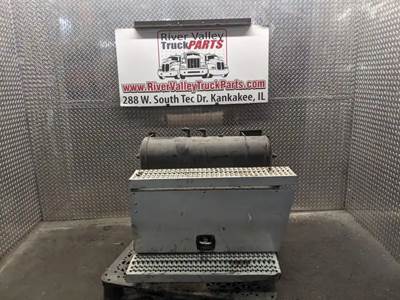 Peterbilt 386 Tool Box