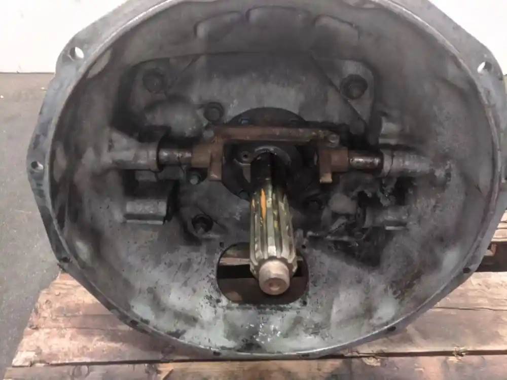 EatonFuller FR016210C Transmission for a 2007 Freightliner COLUMBIA