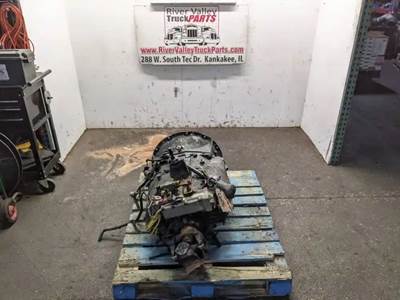 Eaton-Fuller FRLO16410C-T2 Transmission for a 2002 Freightliner Columbia 120