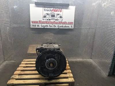 Volvo ATO2612D Transmission for a 2015 Volvo VNL