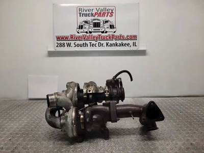 International MaxxForce 7 Turbocharger / Supercharger for a 2013 Ic Corporation PB105