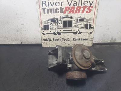 Good, Used VAcuum Pump From A Ford 7.3L  Engine. The VAcuum Pump hAs Been