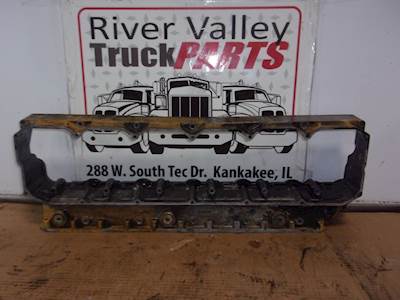 Caterpillar 3116 Valve Cover