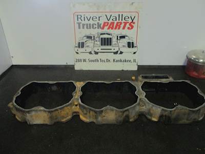 Caterpillar 3176 Valve Cover