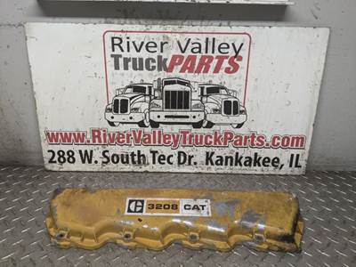 Caterpillar 3208 Valve Cover for a 1975 Ford LNT9000