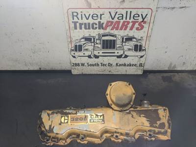 Caterpillar 3208 Valve Cover